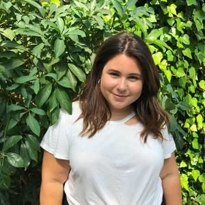 Meet your Posher, Stephanie